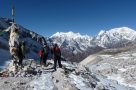 Descent from Larkya La