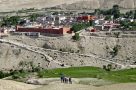 Trekking down to Lo Manthang